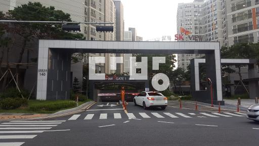 남향,내부깨끗,일조조망좋음,상무역인접,즉시입주가능 - View 3