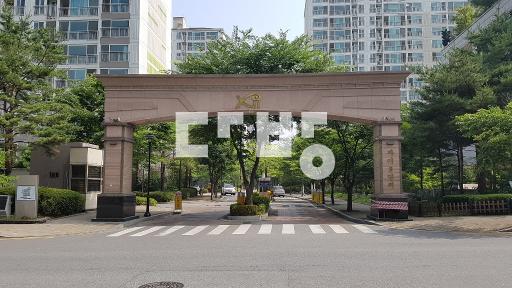 Apartment in 삼숭동 - View 3