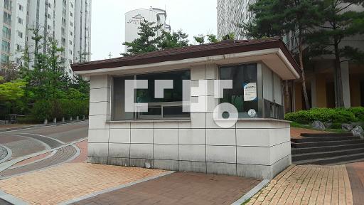 Apartment in 하소동 - View 2