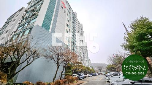 시원하게 전망이 트인 기분좋은 동향, 초등학교 및 편의시설 인접으로 편리 - View 3