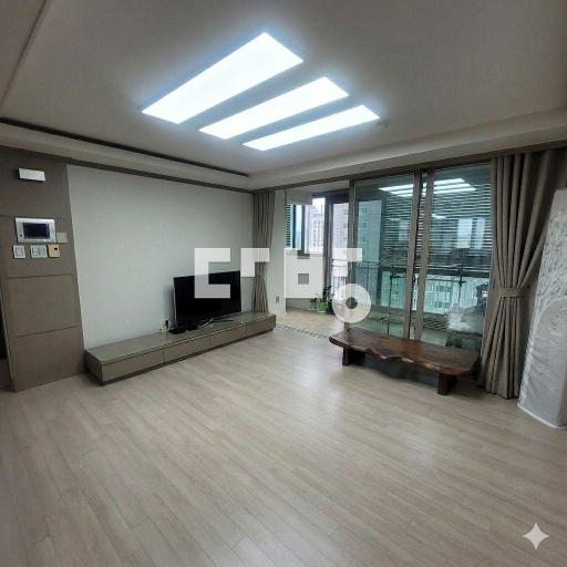 급매 거래 가능 더블역세권 아파트 깨끗하게 관리된 집 조율가능해드립니다 - View 2