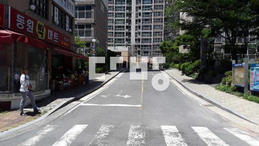 Apartment in 당리동 - View 2