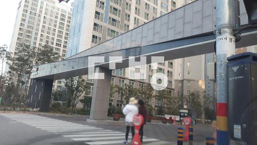 Apartment in 물금읍 - View 2