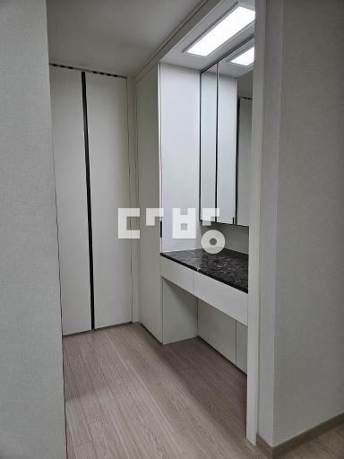추천.풀에어컨,중문,햇살듬뿍트인뷰,초품아,생활권편리 - Widok 4