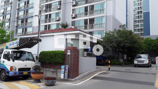 Apartment in 고색동 - View 3