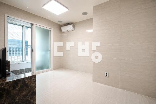 Apartment in 수원시, 영통구 - View 5