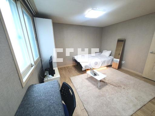Apartment in 남산동 - View 4