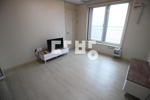 Apartment in 대전광역시, 교촌동, 진잠동 - View 4
