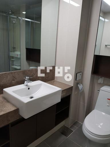 Apartment in 용암동 - View 4