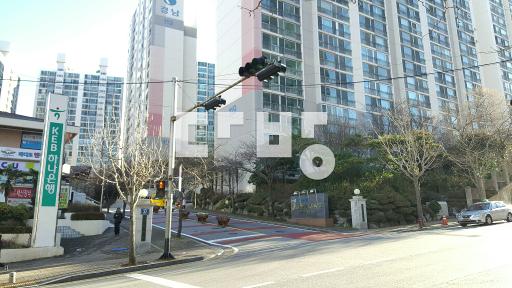 44,급매,샤시포함주인용올수리,방.거실확장,햇살좋고밝은집,입주조정가능 - View 2