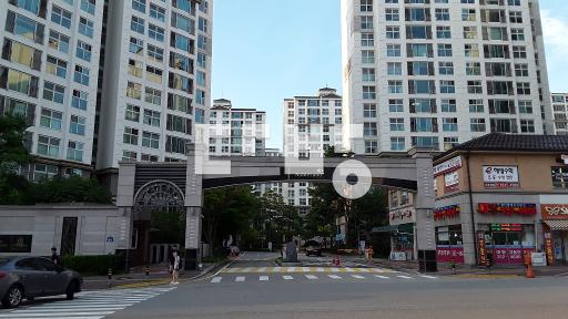 홈플5분 세련되고 넉넉한 구조 관리잘된집 - View 2