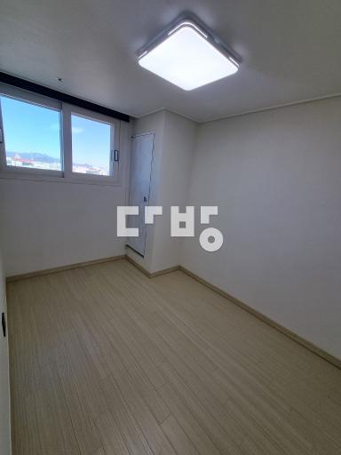 Apartment in 영등포동1가 - View 3