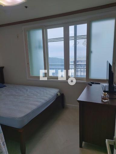 Apartment in 동삼동 - View 5