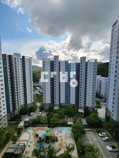 114동,내부상태깨끗,넓은구조,햇살좋은집,언제든구경가능,즉시입주 - View 2