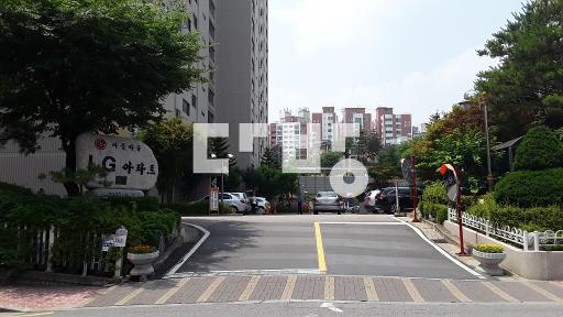 강추,샷시포함올수리, 방4, 중문, 탑층, 남향, 8호선역세권, 생활권굿 - View 2