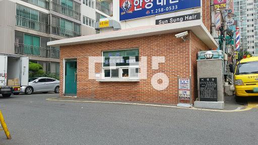 일조권 조망권 좋음 내부 부분수리 - View 2