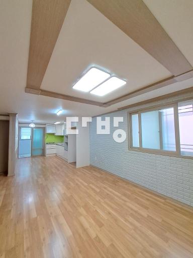 준주인세대 대형거실1 방1 에 보너스넓은복층 - View 4