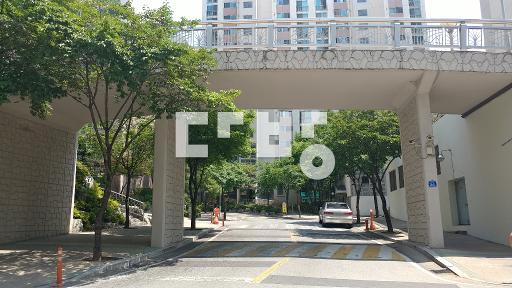 Apartment in 쌍령동 - View 2
