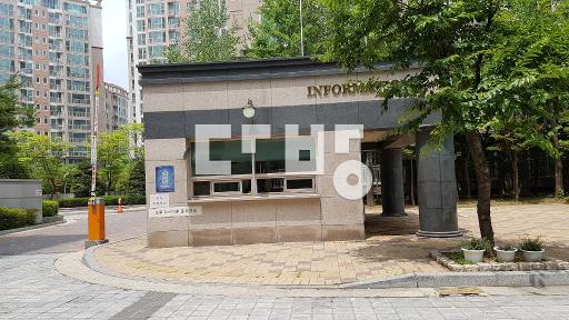 주인거주 남향.급급매.전망좋아요. - View 2
