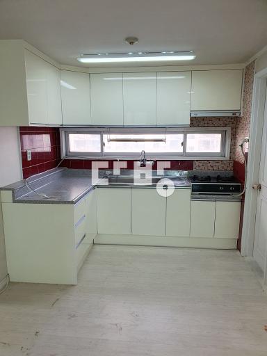 Apartment in 어방동 - View 2