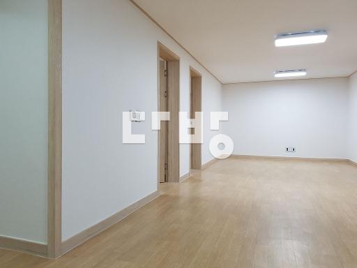 왕십리역3분거리,넓은거실,방3 - View 4