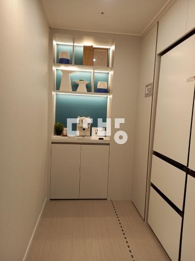 공실비번보유 시스템에어컨3대 아일랜드식탁 거실팬트리장 줄눈 집바로볼수있음 - View 4
