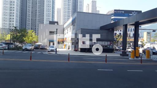 Apartment in 중산동 - View 2