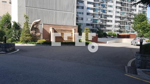 한샘올수리,구일역세권,초.중.고도보이동,지하주차장연결 - View 2