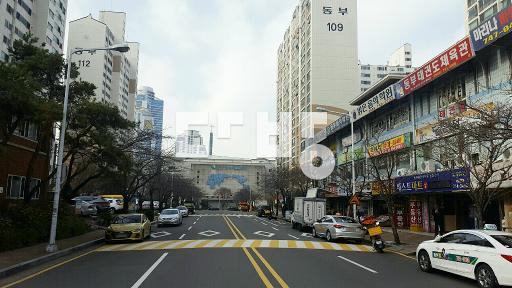 내부깨끗 일조량 개방감양호 지하철 상가 학교근접 주차여유 – pohled 3