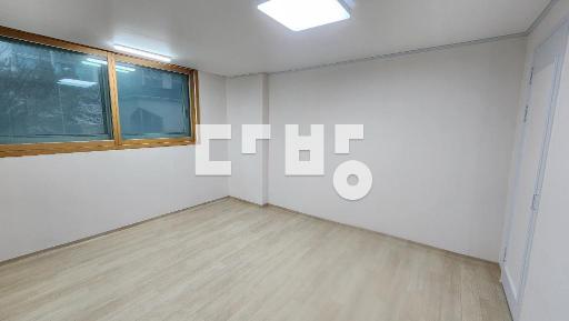 급반전세 내부 완전올수리 즉시입주 남향 성대역초역세권 주차여유 비율조정 - View 5