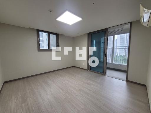 추천매물.세대실사진.10월이후입주가능.방3개.에어컨2대 - View 4