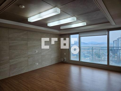 앞동 일조량좋음 모악산조망권 즉시입주가
상태좋음