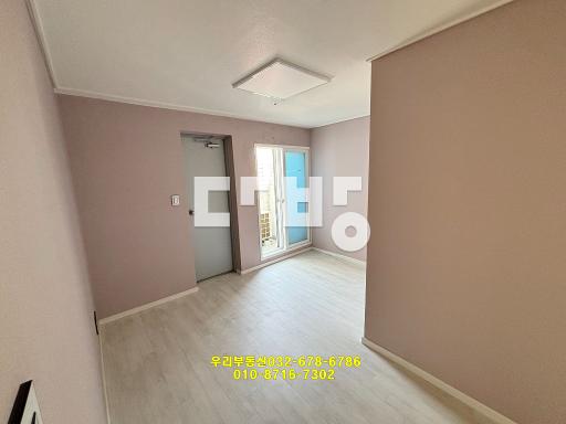 Apartment in 원종동 - View 5