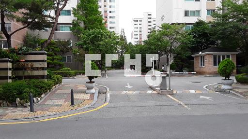 Apartment in 동천동 - View 2