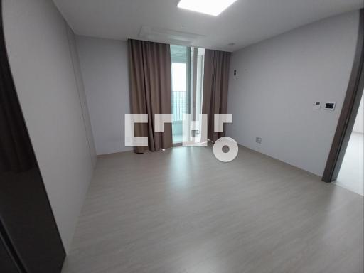 Apartment in 고덕동 - View 3