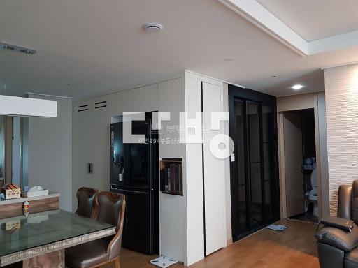 Apartment in 태장동 - View 5