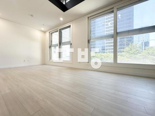 Apartment in 독산동 - View 4