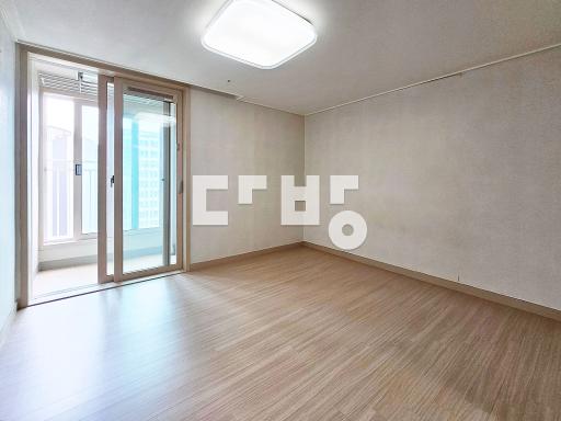 Apartment in 율전동 - View 3