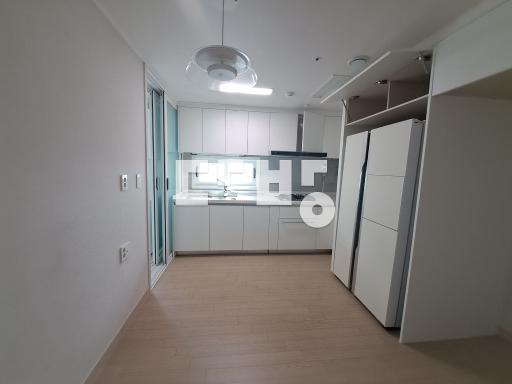 고덕365. 세대실사진.  임차승계. 드레스룸. 시원한뷰. 고덕초도보 - View 3