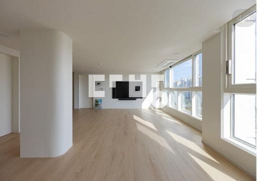 Apartment in 흑석동 - View 3
