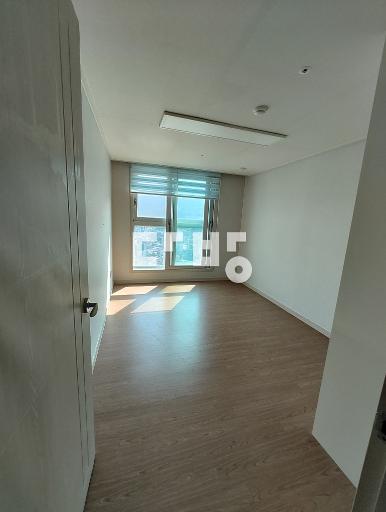 Apartment in 청룡동 - View 5