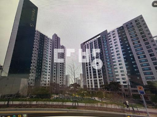 Apartment in 화봉동 - View 2