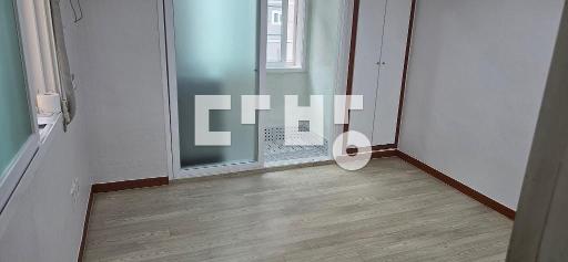 Apartment in 수원시, 이목동, 장안구 - View 4