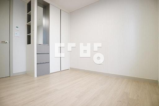 Q8월초 입주 해잘드는집 - View 3