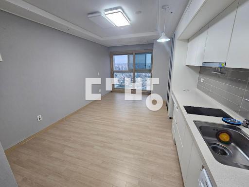 Apartment in 합정동 - View 3