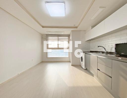 Apartment in 평택시, 신장동, 신리 - View 4