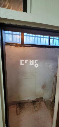 은행2동 은행주공아파트옆 완전저렴한 반지층빌라 입주가능 민간임대추진구역내 - Widok 4