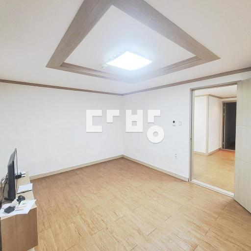Apartment in 연암동 - View 4