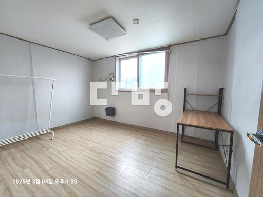 2 ROOM ---- 방2개 2룸 ll 번화가 위치 ll 고대 10분소요 - View 4