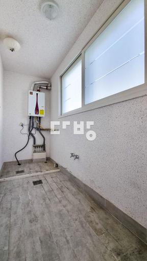 House in 성석동 - View 4